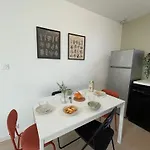 Apartment Le Reve Ebroicien, T3 Sur Equipe - Gare - Centre *